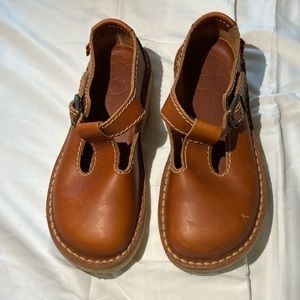 Duckfeet Lolland T-straps, size 37